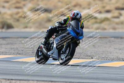 media/Feb-04-2024-SoCal Trackdays (Sun) [[91d6515b1d]]/3-Turn 5 (1045am)/